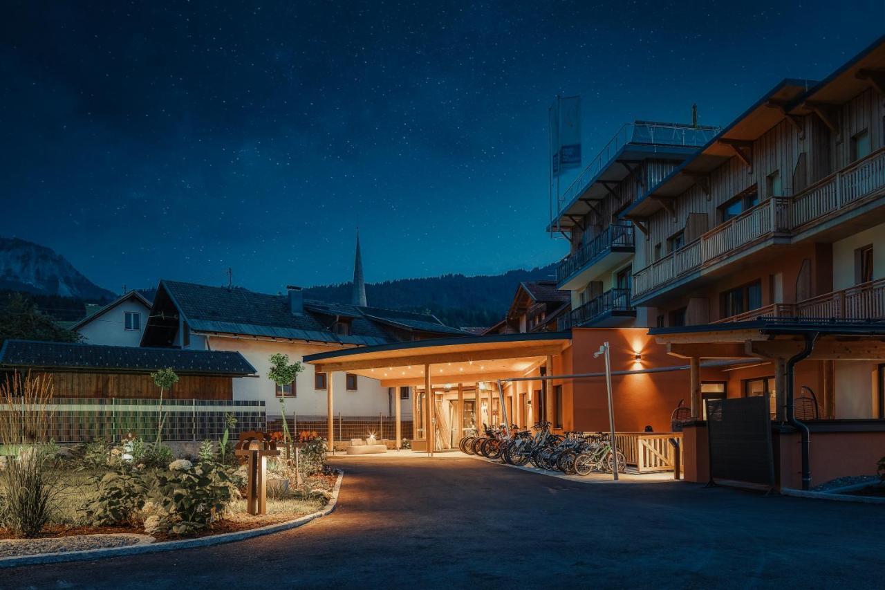 Hotel Samerhof Tröpolach エクステリア 写真