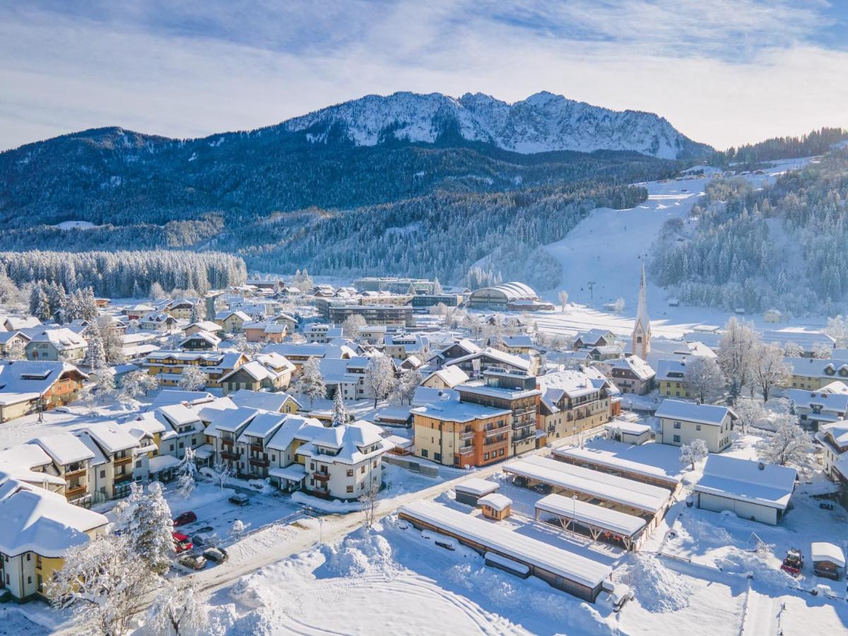 Hotel Samerhof Tröpolach エクステリア 写真