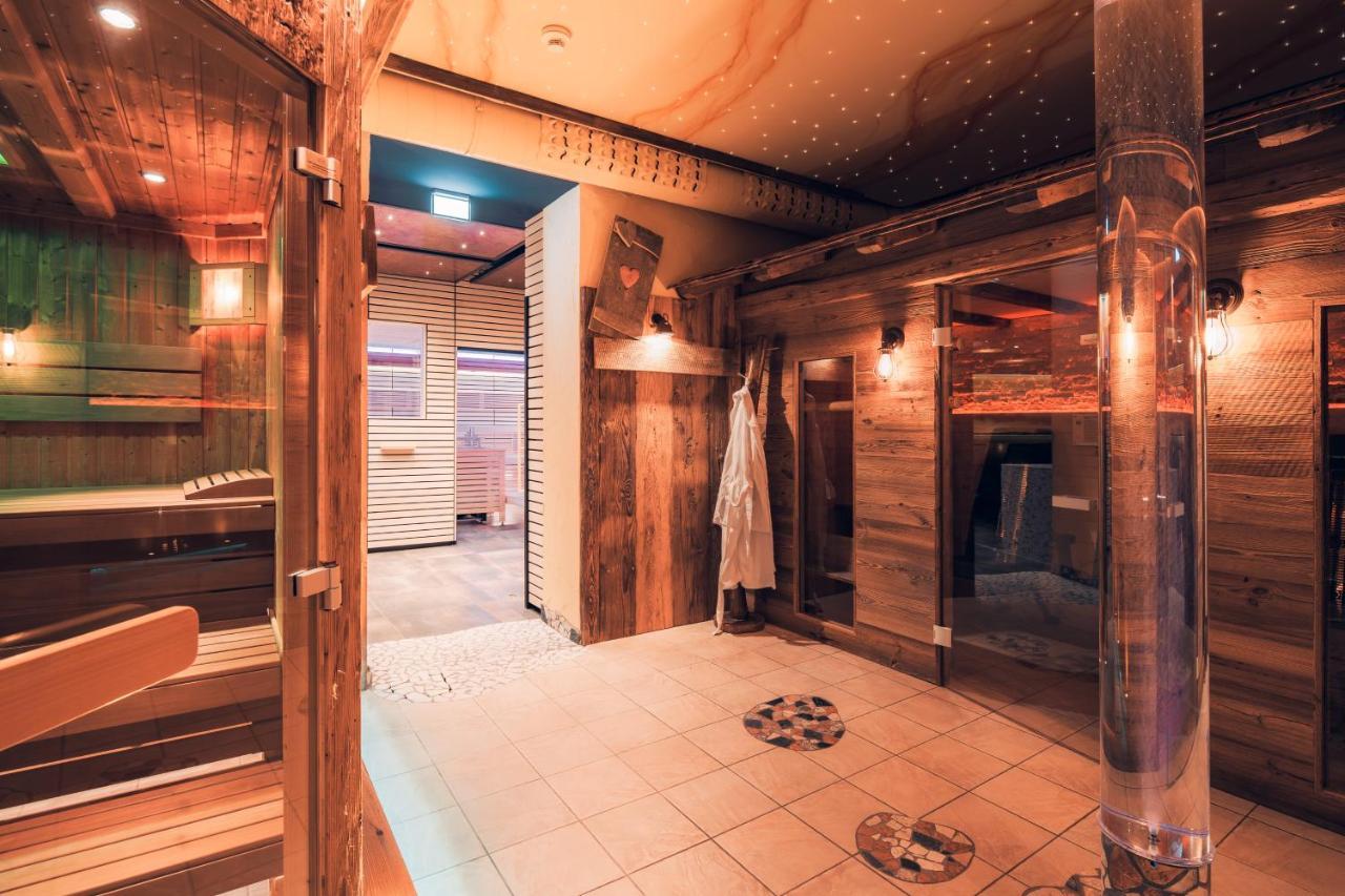 Hotel Samerhof Tröpolach エクステリア 写真