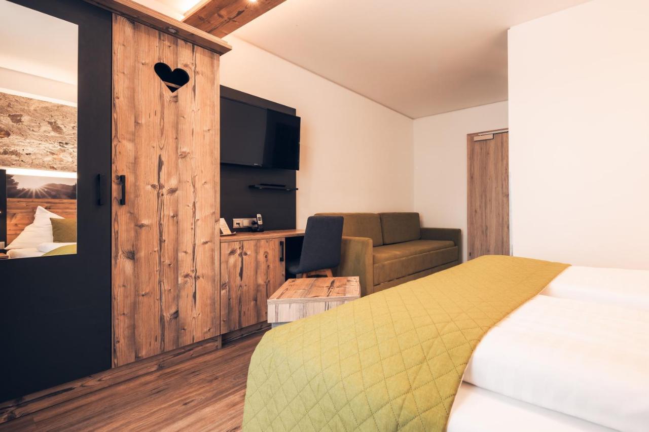 Hotel Samerhof Tröpolach エクステリア 写真