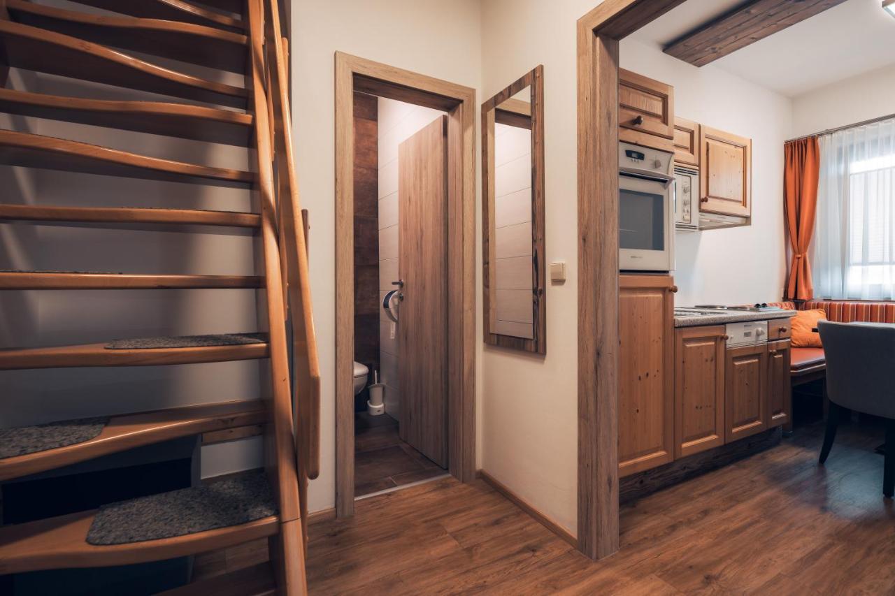 Hotel Samerhof Tröpolach エクステリア 写真